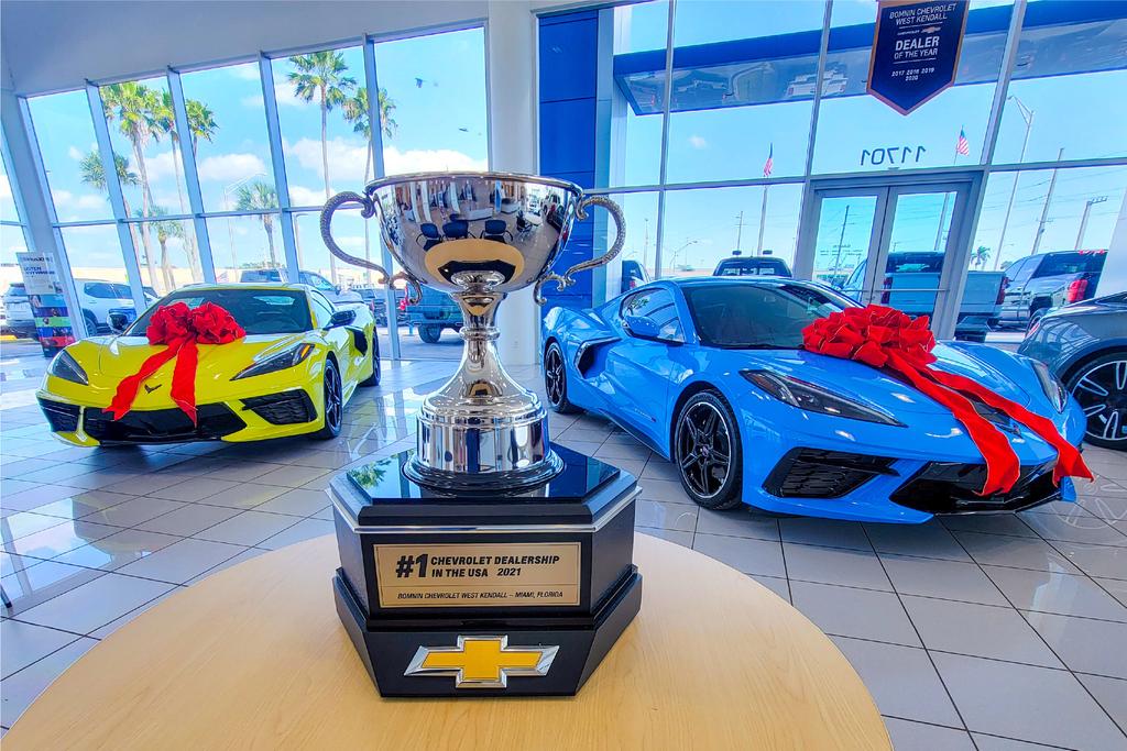 Dealership gallery photo 3